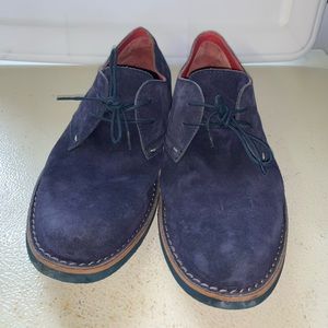 Men’s blue Italian lace up oxfords. Size 43 (European size) US size 10